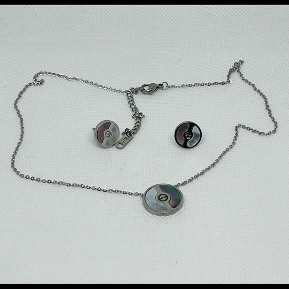 Stainless Steel Necklace, Charm with Mirger if Pearls and Earrings Set - Picture 3 of 3